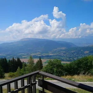https://grand-studio-4-personnes-st-honore-1500.hotels-rhonealpes.com